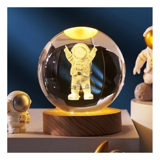 toptan-xml-dropshipping-Astronot Tasarımlı Işıklı Cam Küre Cap 6 Cm Kod 52