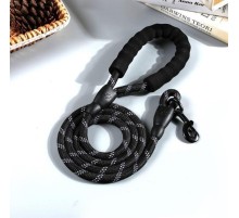 Köpekler İçin Gezdirme Tasması Reflektörlü 130 cm Halat Orta ve Büyük Boy Köpekler İçin Siyah