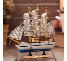 Ahşap Yelkenli Gemi