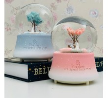 Orta Boy Romantik Çiftler Temalı Kar Küresi