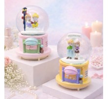 Büyük Boy Mutlu Aşıklar Tasarımlı Kar Küresi