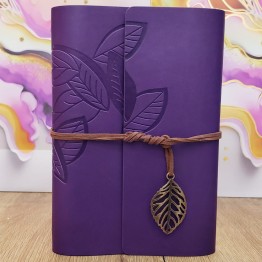 Yaprak Desenli Çizgisiz Deri Defter Mor
