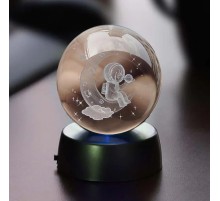 Ayda Oturan Astronot Temalı Işıklı Cam Küre