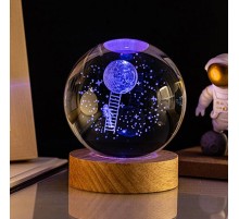 Aya Çıkan Astronot Tasarım Cam Küre