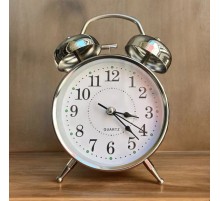 Gümüş Metal Alarmlı Masa Saati