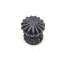 Antika Tarz Dekoratif Pirinç Açarlı Kapı Babası - 50mm, Oksit