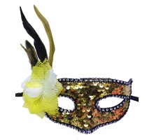 Altın Renk Yandan Tüylü Pullu Yılbaşı Parti Maskesi