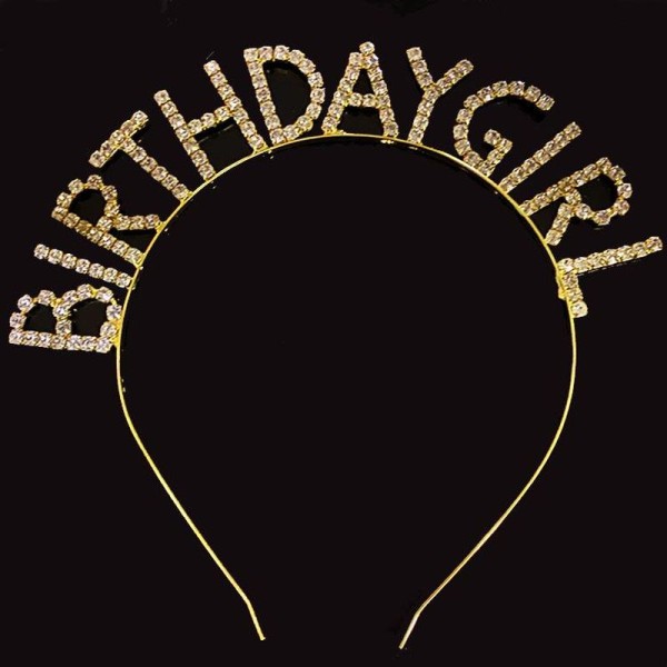 toptan-xml-dropshipping-Kristal Taşlı Altın Renk Birthday Girl Tacı 16x17 cm