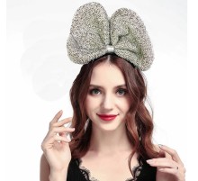 Metalize Parlak Pullu Fiyonk Kurdele Parti Tacı Gümüş Renk 25x17 cm