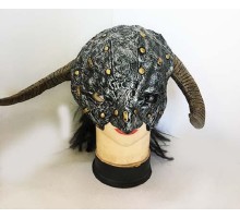 Uzun Siyah Saçlı Büyük Boynuzlu Lateks Et Korku Maskesi