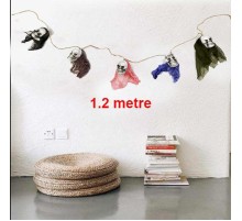 İp Üzeri 5 Adet Kuru Kafa Asmalı Süs 1.2 Metre