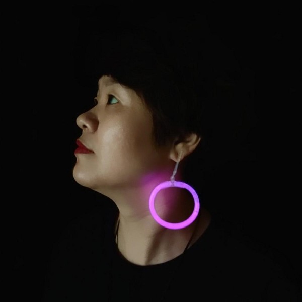 toptan-xml-dropshipping-Karanlıkta Parlayan Glow Stick Küpeler Glow Partisi Küpeleri 6 Çift 12 Adet