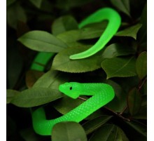 Karanlıkta Parlayan Yanan Kobra Model Yumuşak Şaka Yılanı 80 cm