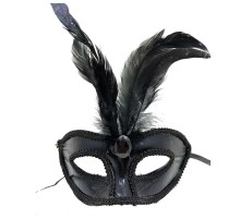 Siyah Renk Rugan Kaplama Kırmızı Tüylü Parti Maskesi 18x20 cm