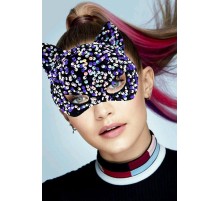 Siyah Kadife Kumaş Üzerine Mor Beyaz Payetli Pullu Parti Maskesi 16x14 cm