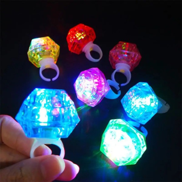 toptan-xml-dropshipping-Kristal LED Parti Yüzük Seti 6 lı