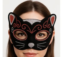 Kadife Dokulu Sim Detaylı Işıltılı Kedi Maskesi Kırmızı Gümüş 20x13 cm