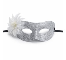 Gümüş Simli Tüylü Balo Maskesi – Kadın Parti & Maskeli Balo Maskesi