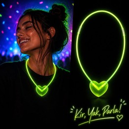 Neon Işıklı Fosforlu Kalp Parti Kolyesi Yeşil Renk