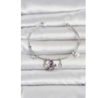 Pirinç Gümüş Renk Mor Kelebek Detaylı Charmlı Kadın Bileklik TJ-BB8485