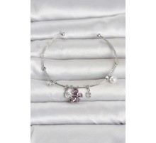 Pirinç Gümüş Renk Mor Kelebek Detaylı Charmlı Kadın Bileklik TJ-BB8485