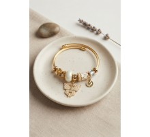 Beyaz Kelebek Model Gold Renk Charmlı Bileklik TJ-BB8684