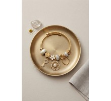 Beyaz Charmlı Model Kadın Bileklik TJ-BB8713