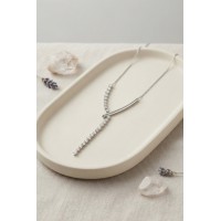 Pirinç Gümüş Renk Zirkon Taşlı Asimetrik Bar Model Kadın Kolye TJ-BKO11234