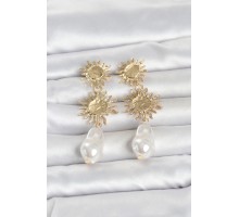 Gold Renk Pirinç Güneş Model Detaylı Kadın Küpe TJ-BKP11797