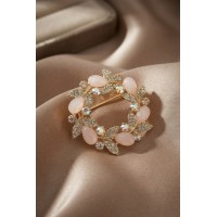 Gold Pembe Detaylı Zirkon Taşlı Broş TJ-BR518