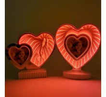 Kalp Tasarimli Led Işikli Ayna Fotoğraf Çercevesi