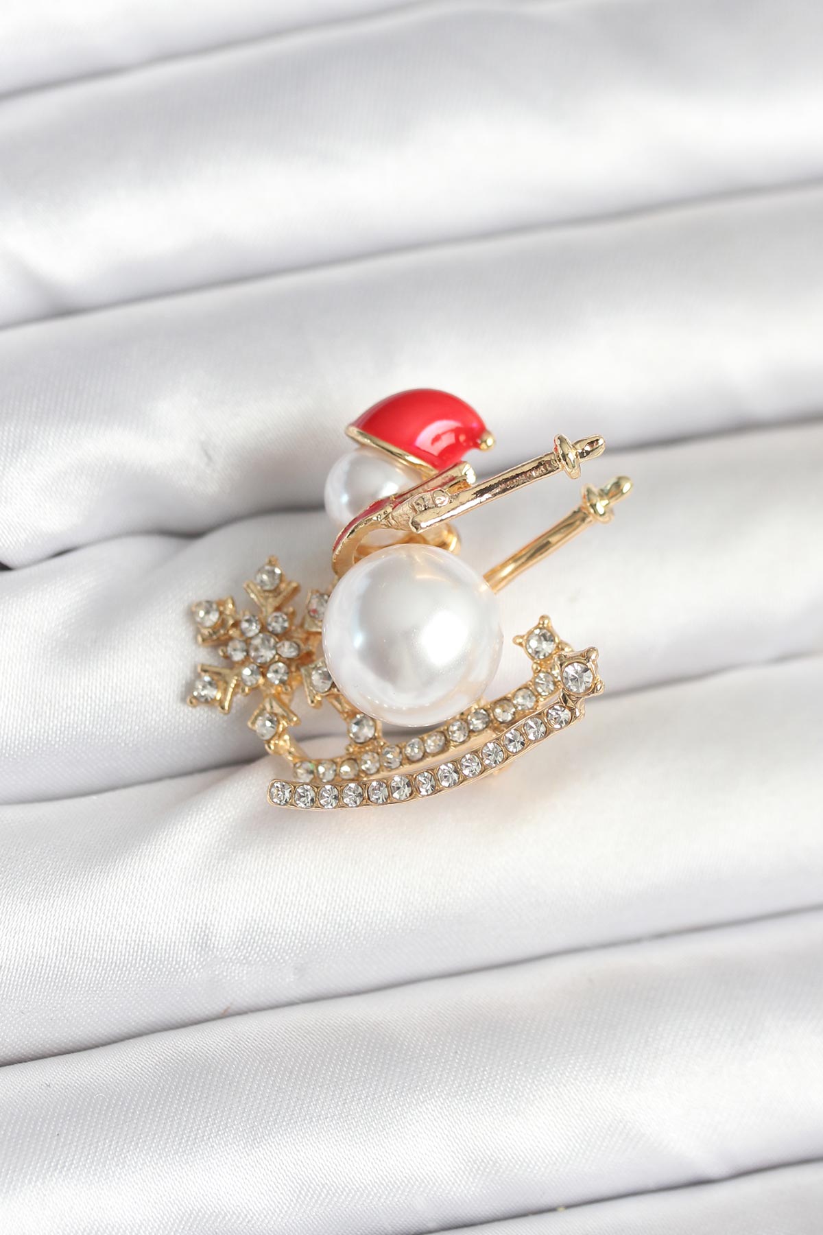 Kızaklı Kardan Adam Model Yılbaşı Temalı Broş - TJ-BR477