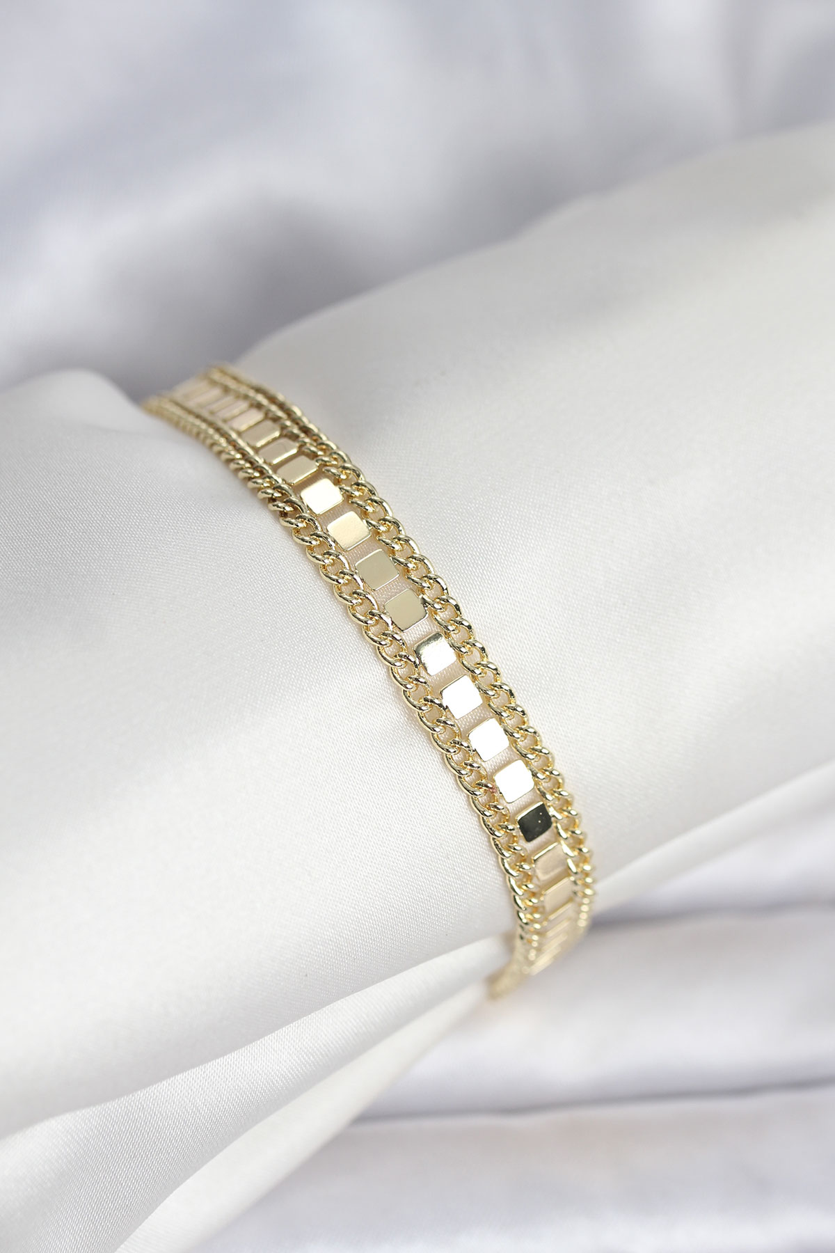 316L Çelik Gold Renk Pullu Zincir Model Kadın Bileklik - TJ-BB8159