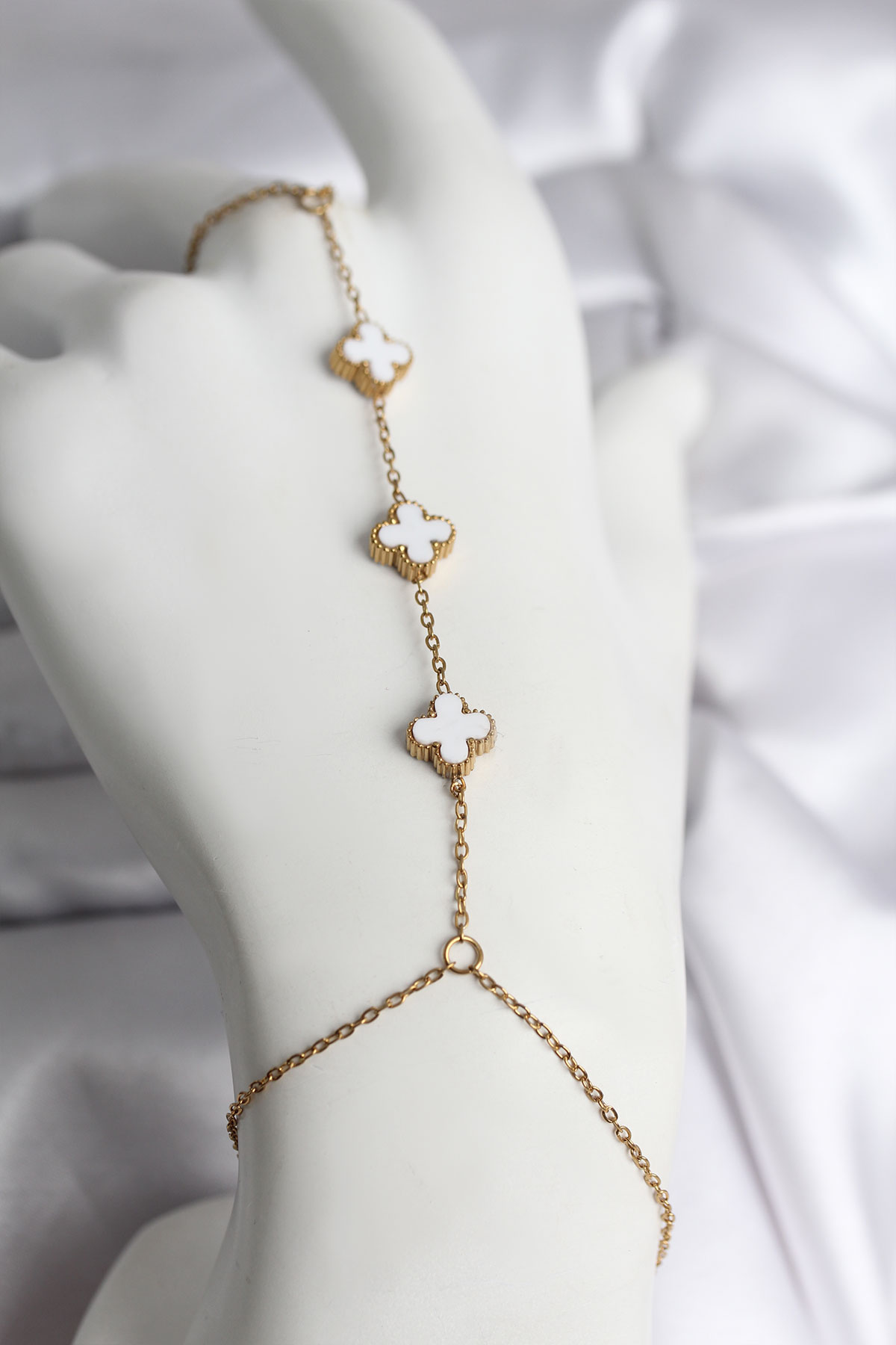 316L Çelik Gold Renk Beyaz Yonca Model Kadın Şahmeran - TJ-SN734