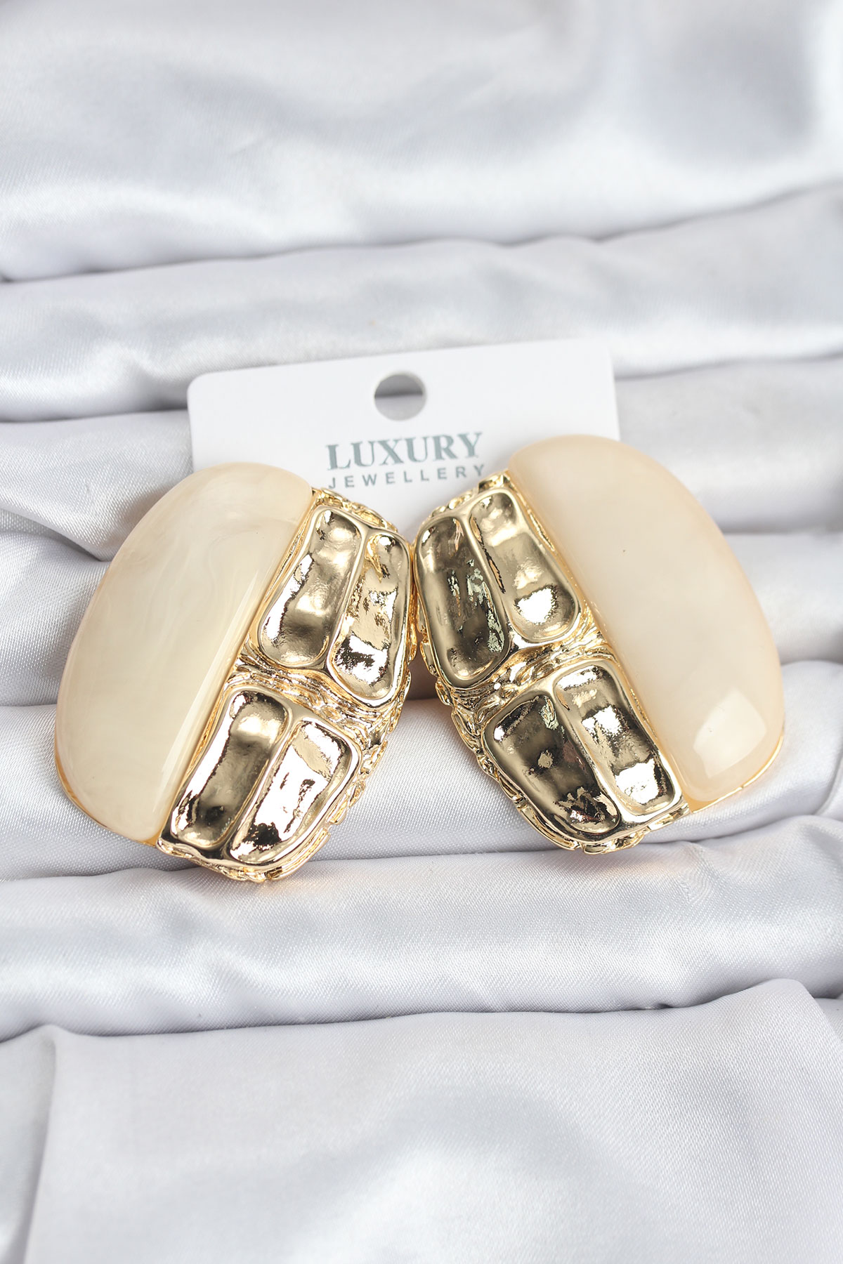 Krem Renk Pirinç Vintage Kadın Küpe - TJ-BKP11499