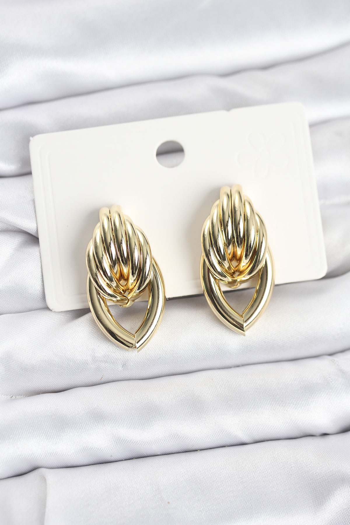 Pirinç Gold Renk Sarmal Damla Model Vintage Kadın Küpe TJ-BKP11638