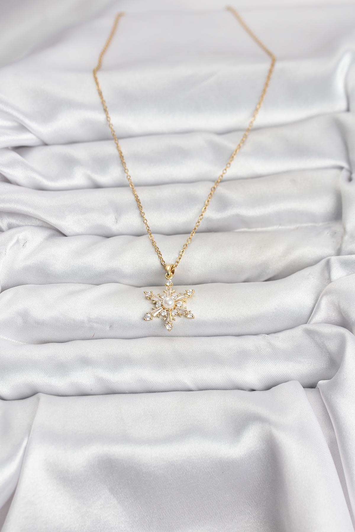 316L Çelik Zincir Gold Renk Kar Tanesi Model Zirkon Taşlı Kadın Kolye - TJ-BKO10865