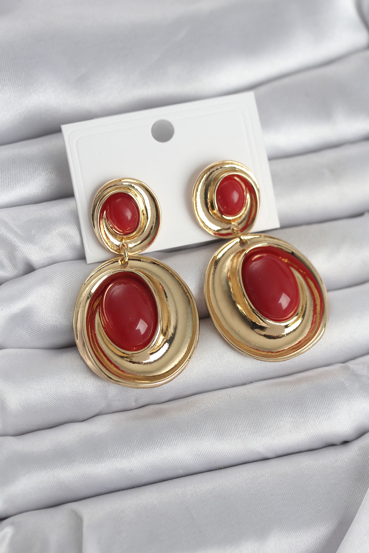 Kırmızı Sallantılı Damla Model Gold Renk Vintage Kadın Küpe TJ-BKP11670