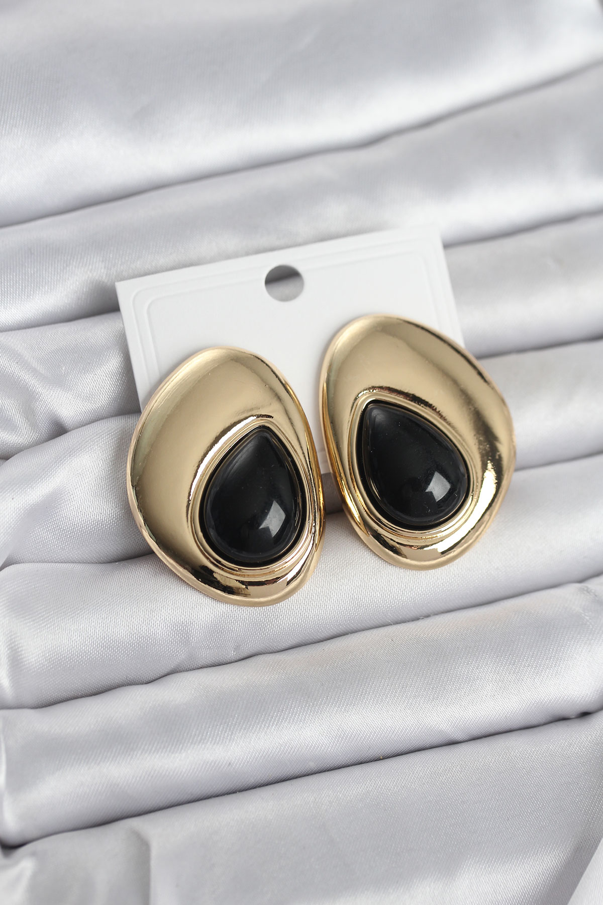 Pirinç Gold Renk Siyah Taşlı Damla Model Vintage Kadın Küpe TJ-BKP11681
