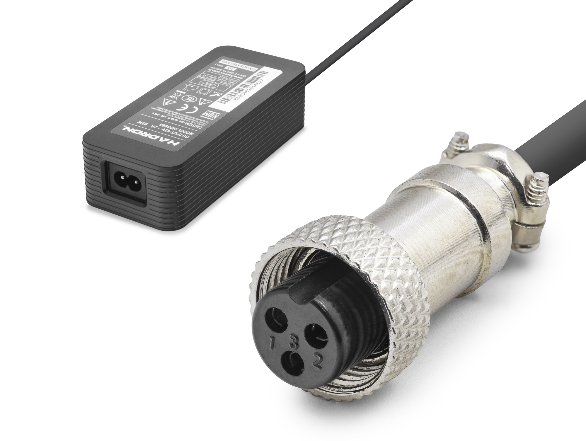 Evi̇mdeyokyok Scooter Adaptörü 42V 2A 84W 3 Pi̇n 9 Mm Si̇yah Hd8888